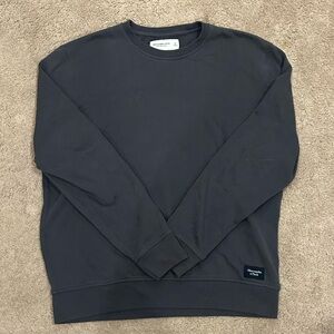 Abercrombie & Fitch Black Crewneck Sweater